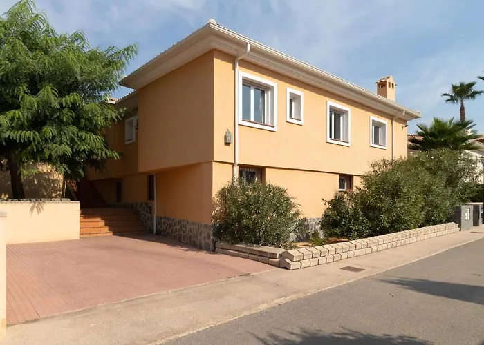 Anja 빌라 무트자멜